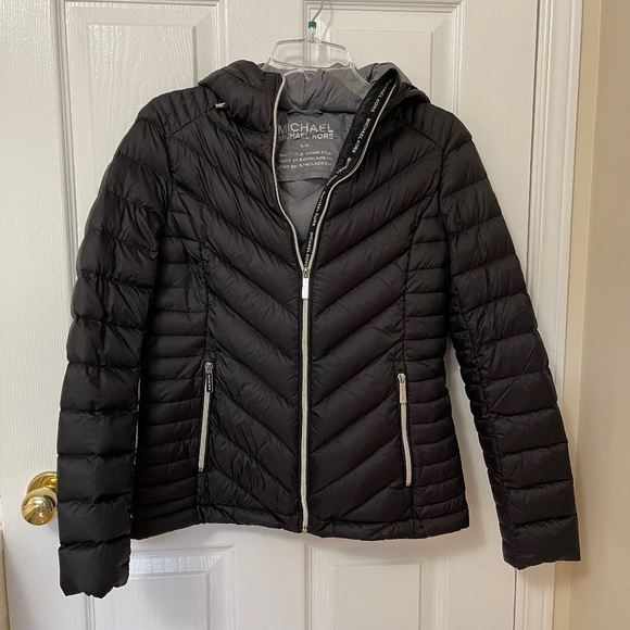 Michael Kors Packable Down Jacket Black - Picture 1 of 3